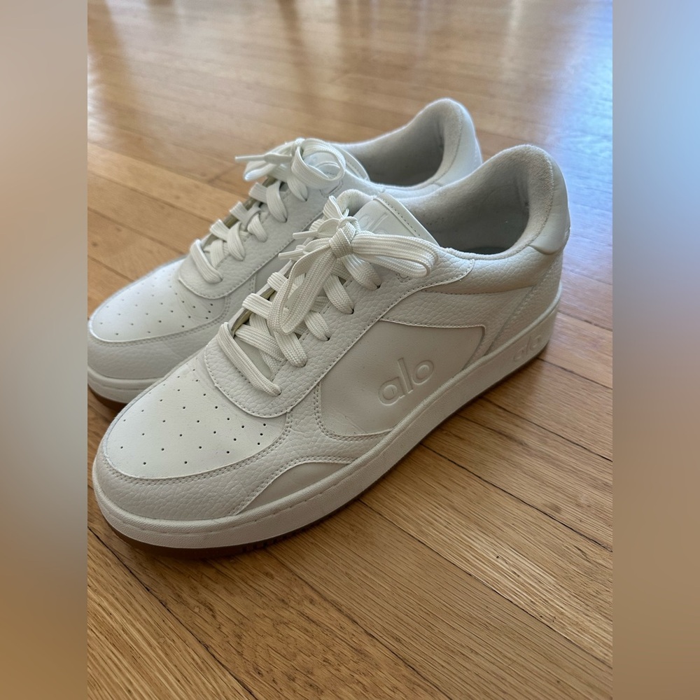 Alo Yoga Recovery Shoes